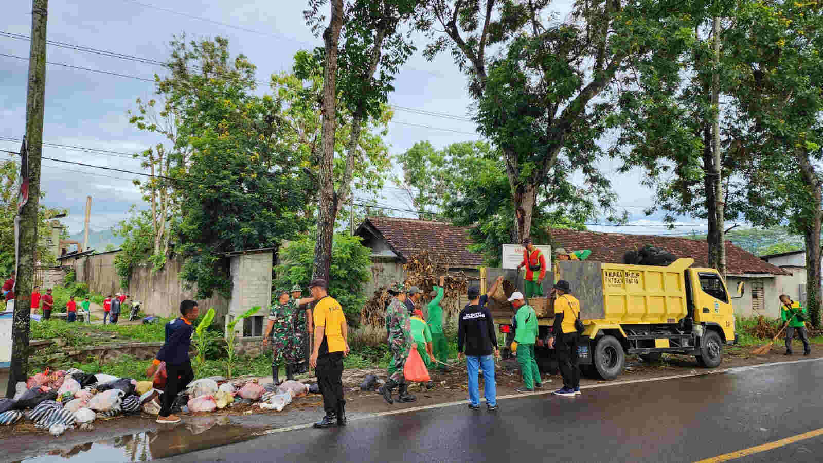 Pantau Pembuang Sampah Sembarangan, DLH Kabupaten Tulungagung Pasang CCTV