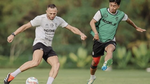 Bali United FC Matangkan Taktikal untuk Hadapi Persik Kediri di Stadion Brawijaya, Laga Diprediksi Sengit
