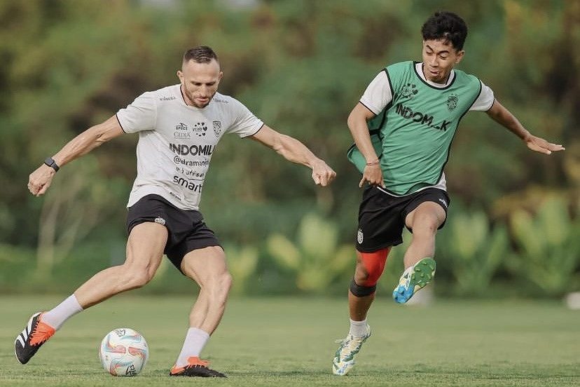 Bali United FC Matangkan Taktikal untuk Hadapi Persik Kediri di Stadion Brawijaya, Laga Diprediksi Sengit