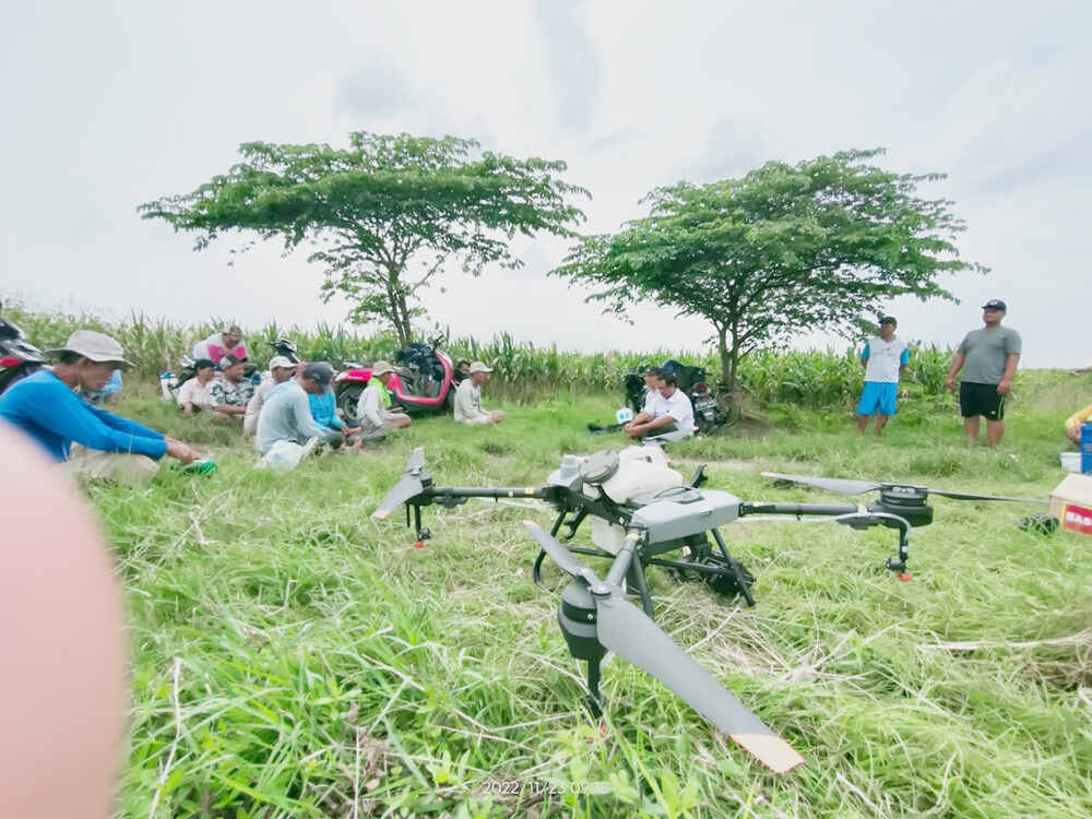 Penggunaan Drone ke Petani Gratis, Ini Penjelasan Dispertabun Kabupaten Kediri