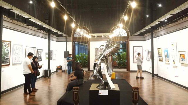 Heboh!, Dedengkot Musik Rock Indonesia Log Zhelebour Kolaborasi dengan Pelukis, Hanya di Balai Pemuda Surabaya Rek…!