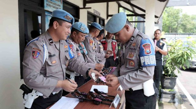 Polres Jombang Gelar Pemeriksaan, Temukan 5 Senpi “Tak Layak”