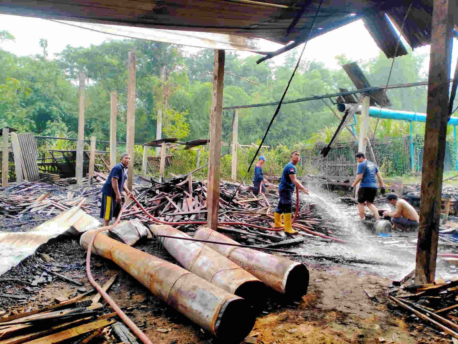 Pabrik Kayu Tulungagung Ludes Terbakar, Kerugian Rp 800 Juta