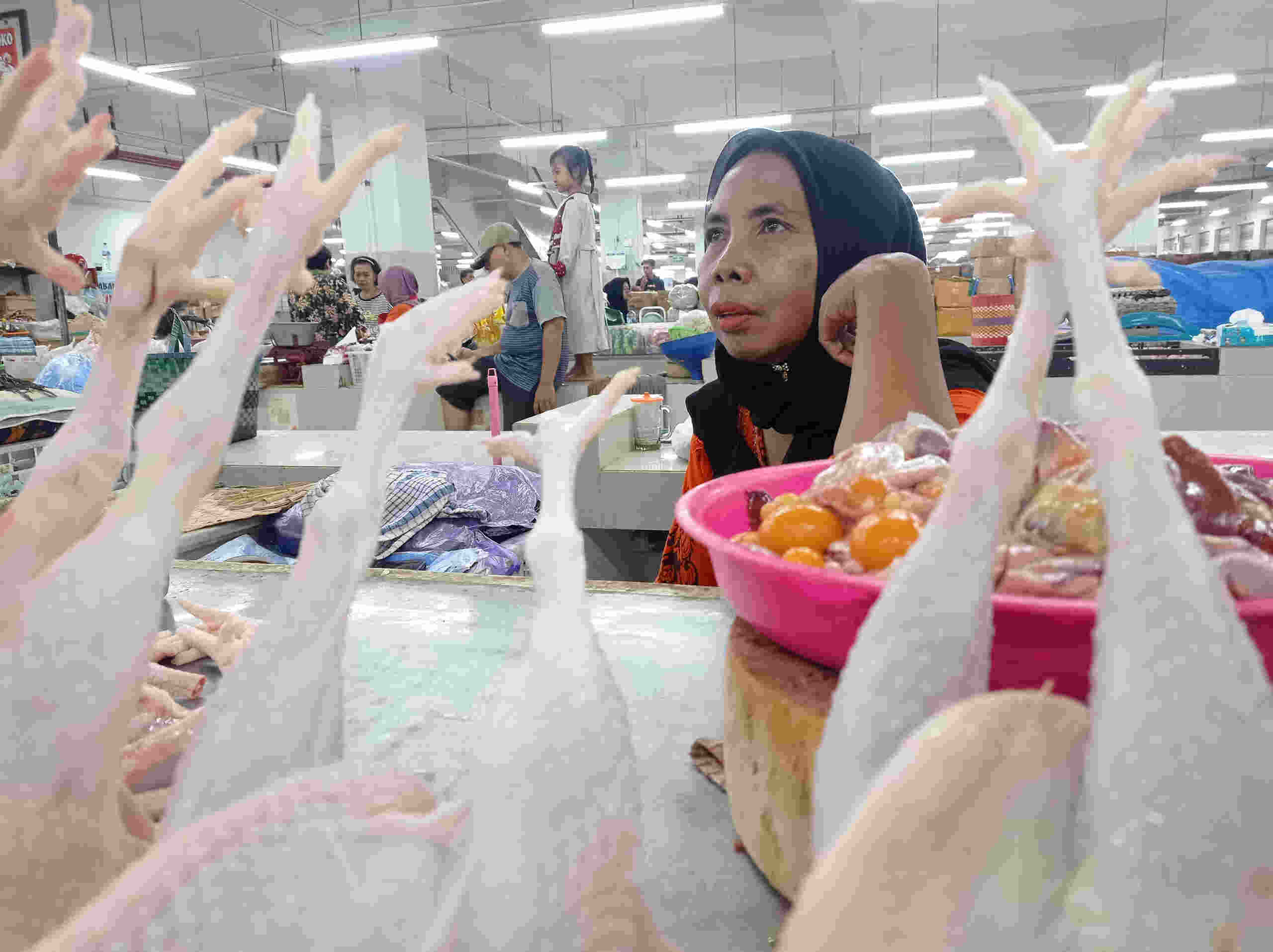 Harga Daging Ayam Tembus Rp 40 Ribu, Begini Kata Pedagang Pasar Legi Ponorogo