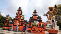 2.500 Umat Hindu Sambut Hari Raya Nyepi dan Pawai Seni Ogoh-ogoh di Balai Kota Surabaya, Ini Rutenya Rek…!