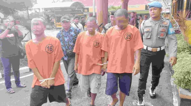 Tiga Pencuri Blitar Dibekuk, Sasaran Motor di Sawah