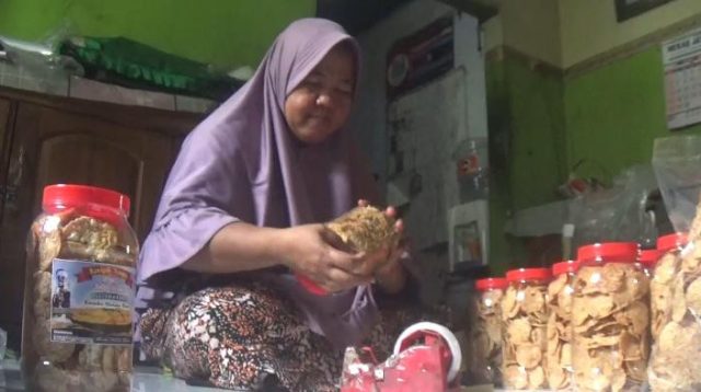 Jelang Lebaran, Usaha Keripik Tempe Banjir Pesanan, Omzet Capai 35 Kilogram Perhari