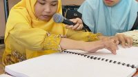 Penyandang Disabilitas Netra Pelajari Al-Quran Braille, Belajar Tujuh Tahun dan Hafal 4 Jus