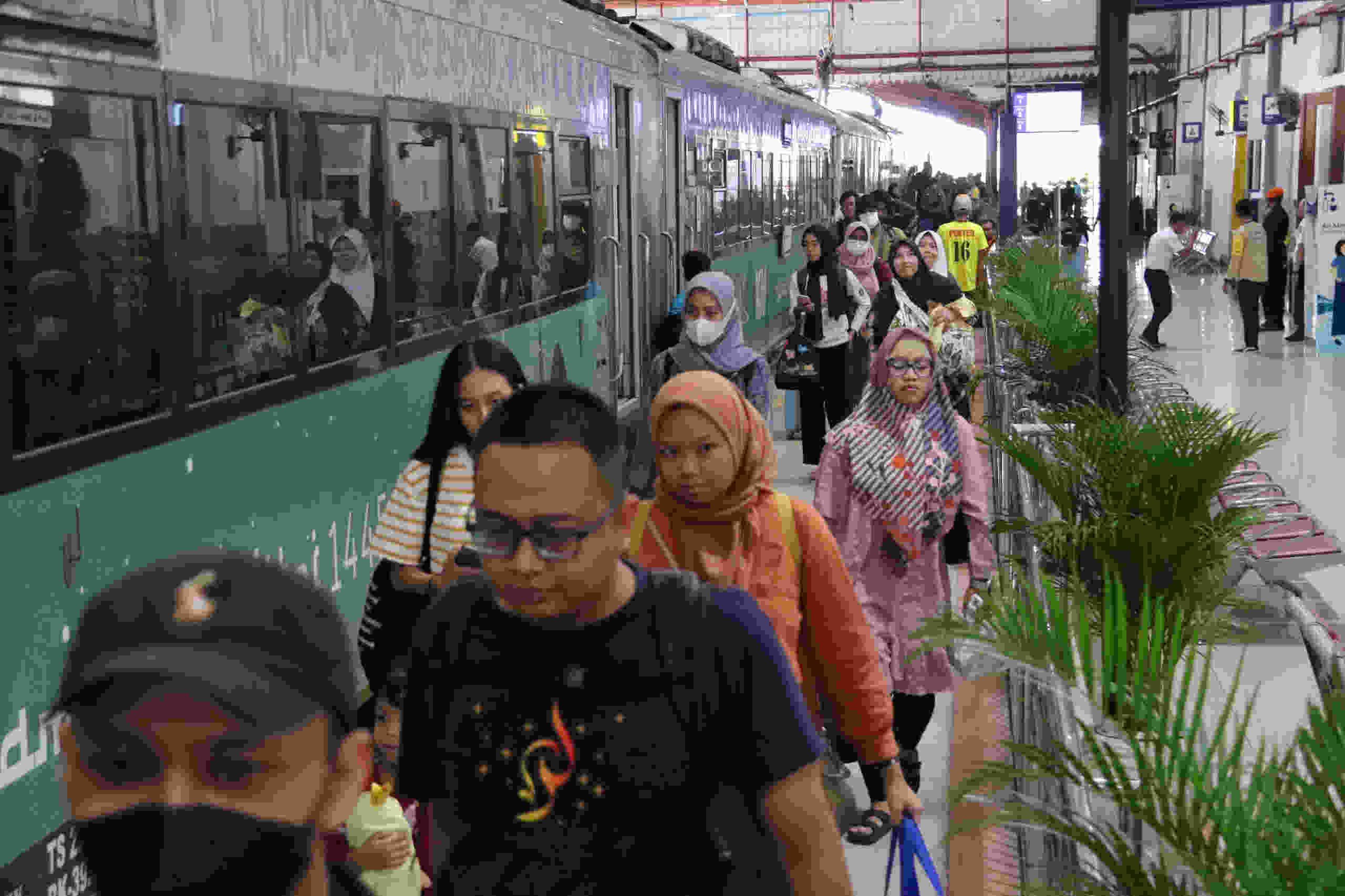 Jelang Lebaran, Ribuan Pelanggan Kereta Api Akan Tiba, Ini Catatan KAI Daop 7 Madiun