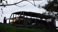 Pecah Ban, Bus di Tol Jomo Jombang Terbakar, Sebanyak 34 Penumpang Selamat