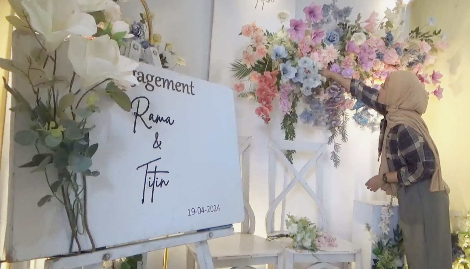 Laily Sa'diyah, Pengusaha Dekorasi , Alat Dibeli Bertahap, Ramai atau Sepi Order Sudah Biasa