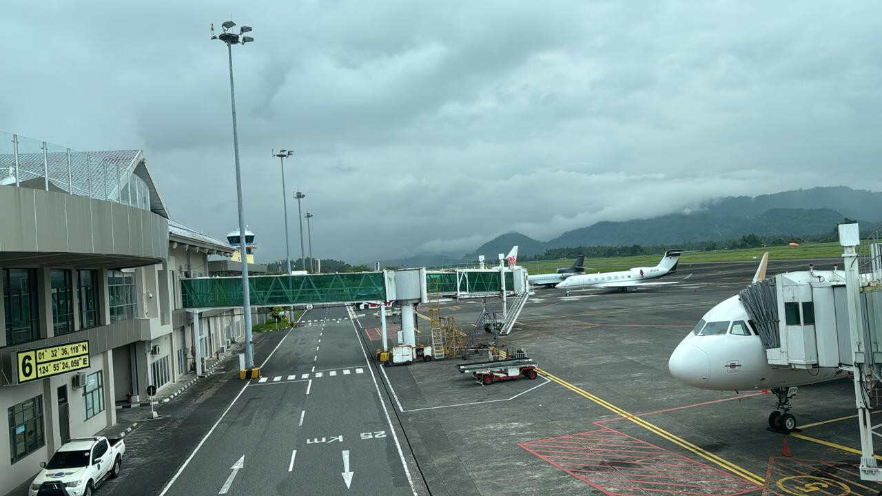 Gunung Ruang Erupsi, Operasional Bandara Sam Ratulangi Manado Ditutup, Maskapai Bersepakat