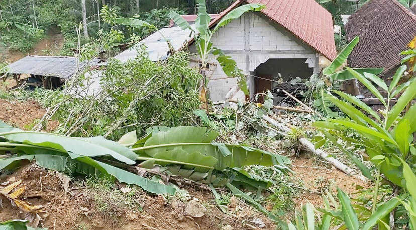 Ratusan Rumah Terdampak Banjir, BPBD Trenggalek Ingatkan Cuana Ekstrem Masih Mengancam