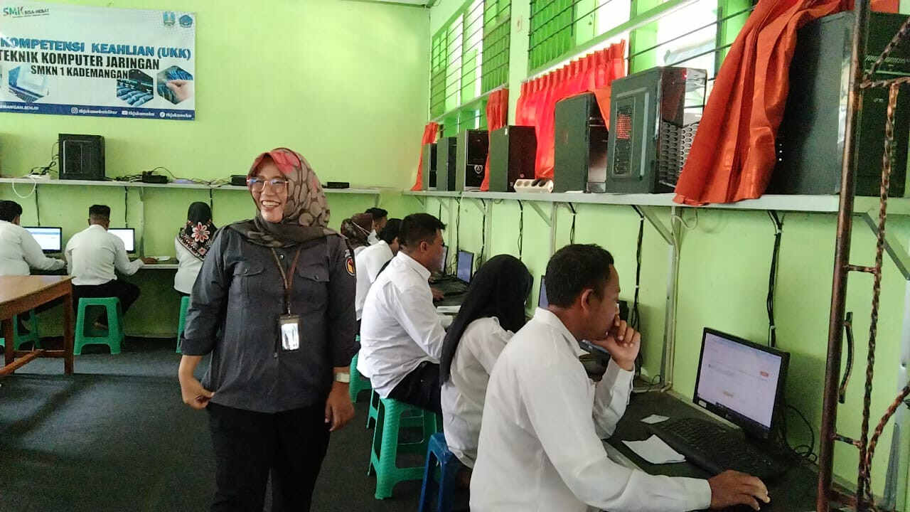 Delapan Peserta Tes Panwascam Kabupaten Blitar Gagal