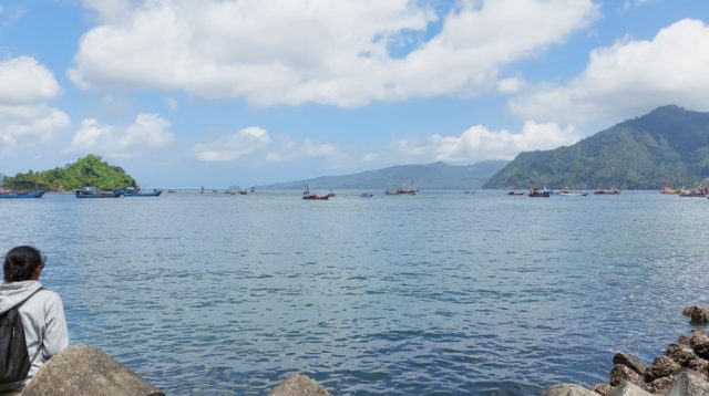 Labuh Laut Larung Semboyo Trenggalek, Kearifan Lokal Budaya Maritim Tetap Eksis di Era Global