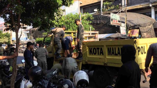 Razia PKL Bandel Alun-alun Terus Berlanjut, Ini Kata Kepala Bidang Ketentraman dan Ketertiban Satpol PP Kota Malang