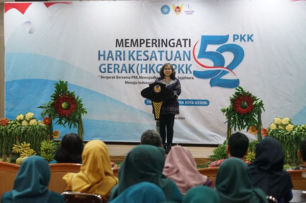 Hadiri HKG PKK ke-52, Pj Wali Kota Kediri Ajak PKK Turunkan Prevalensi Stunting, Wujudkan Keluarga Sejahtera dan Tannguh