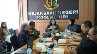 Pj Wali Kota Kediri Zanariah Beri Arahan saat Pemaparan Pendampingan Proyek Strategis Dinkop UMTK