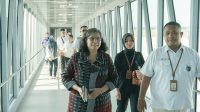 First Landing Rute Balikpapan-Kediri, Pj Wali Kota Kediri Zanariah Mendarat di Bandara Internasional Dhoho