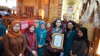 TP PKK Kota Kediri Raih Penghargaan Lomba Memasak Menu Pangan Lokal, Pj Walikota: Salah Satu Upaya Cegah Stunting