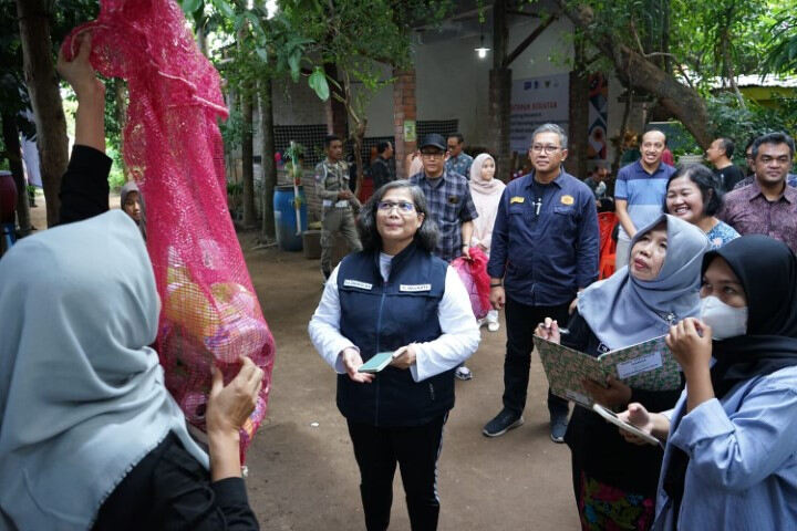Upaya Mitigasi Sampah di Kota Kediri, Pj Walikota Zanariah Harap Penelitian Perguruan Tinggi Diterapkan di Kelurahan