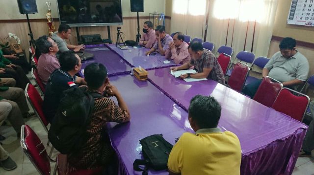 Tak Keterima PPDB Jalur Zonasi, Warga Geruduk SMAN 1 Kedungwaru Tulungagung, Kuasa Hukum: Titik Azimuth Berubah-ubah