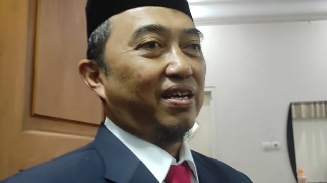 Terkait Pejabat Disdikbud Bermesraan, Pj Bupati Jombang: Serahkan ke Pihak Berwenang