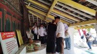 Jelang Pendaftaran ke KPU, Pasangan Petahana Ponorogo Ziarah 