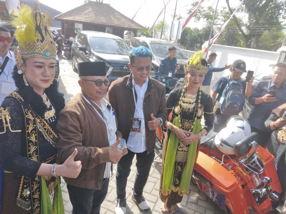 Pilkada 2024 Kabupaten Blitar, Pasangan Rijanto-Kaji Beky Daftar Pertama ke KPU 