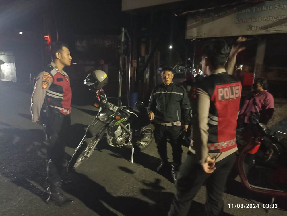 “Gangster” Acungkan Parang, Kabur ke Wilayah Nganjuk, Ini Kata Kapolsek Mojoroto