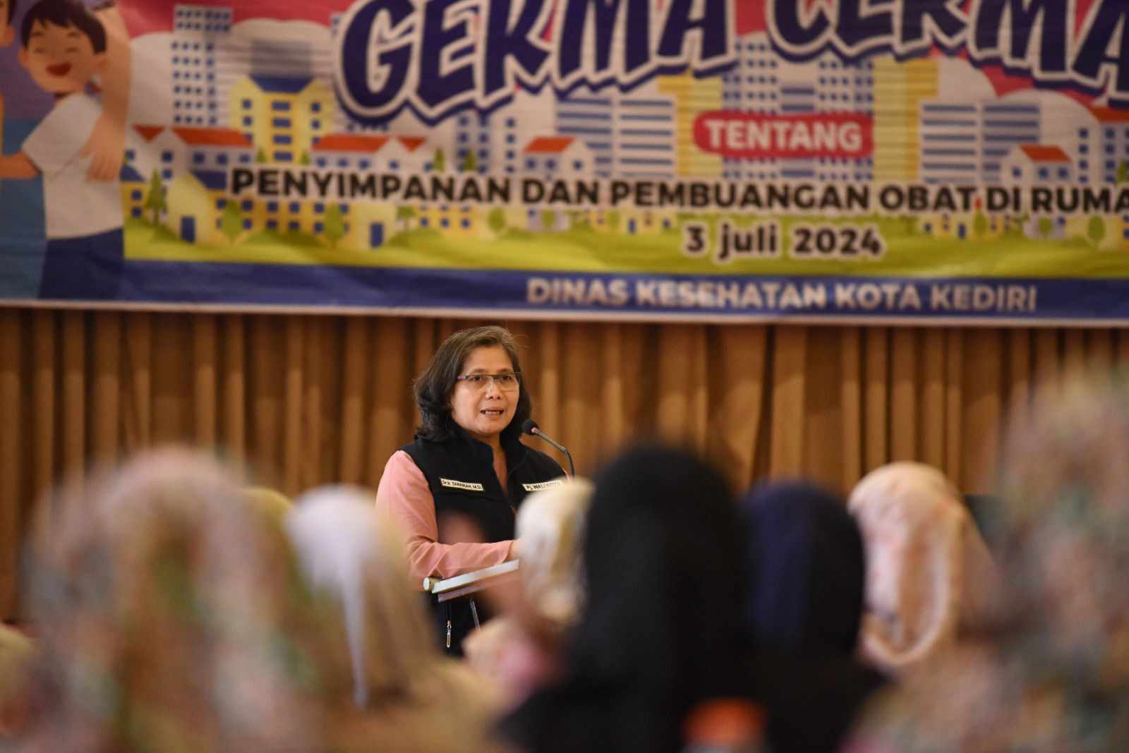 Pj Walikota Zanariah Harapkan Masyarakat Teredukasi Gunakan Obat Secara Tepat