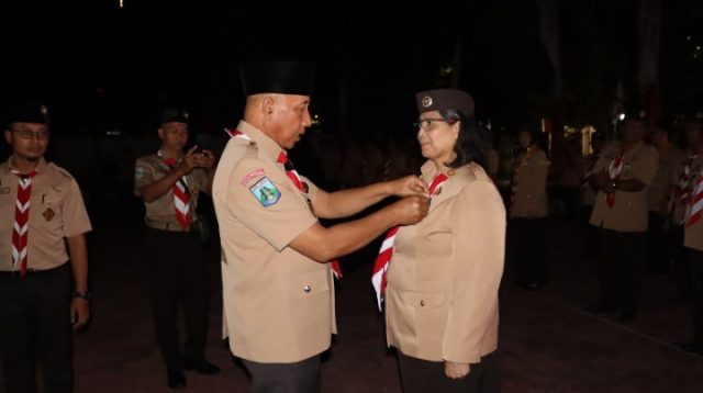 lencana pramuka pj wali kota kediri zanariah