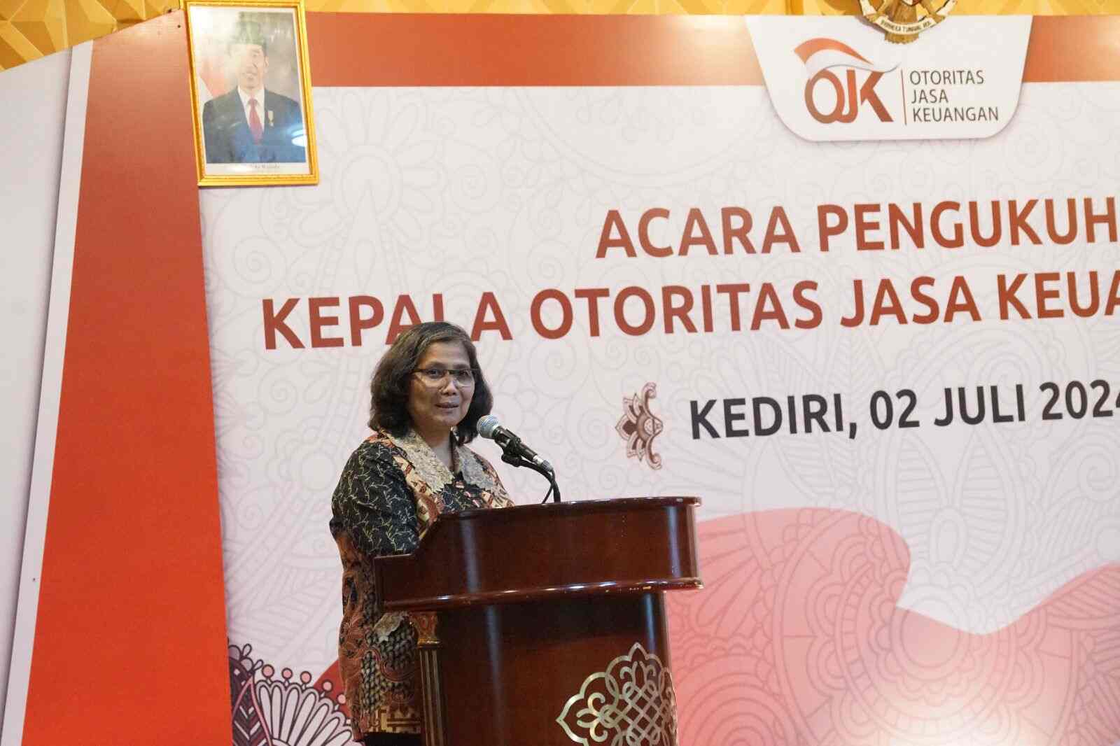 Kepala OJK Kediri Dikukuhkan, Pj Wali Kota Kediri Ajak Kolaborasi Tingkatkan Literasi dan Inklusi Keuangan