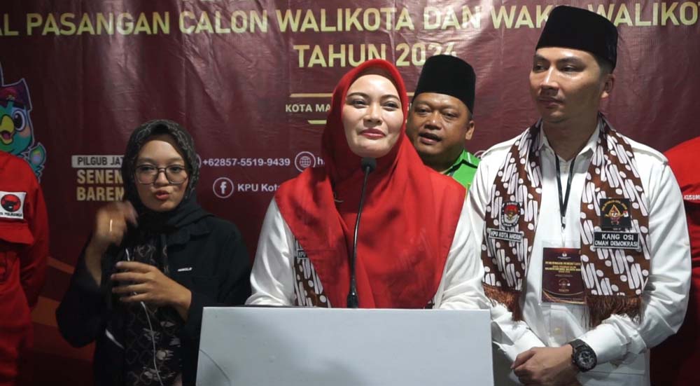 Siap Berkompetisi di Pilkada Kota Madiun, Paslon Inda-Aldi Mendaftar ke KPU di Injuri Time