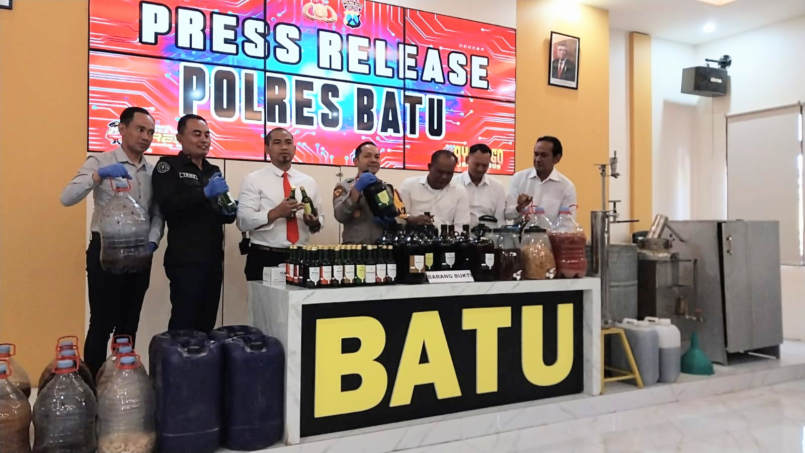 petinggi PSI Kota Batu pemilik indusri miras