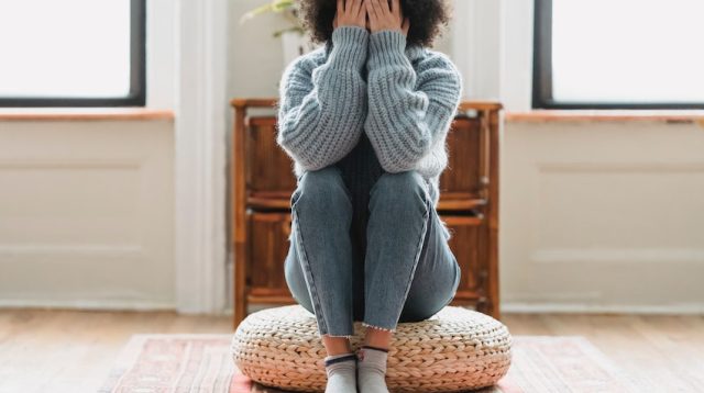 10 Tips Ampuh Mengatasi Stigma dan Rasa Malu setelah Suami Selingkuh