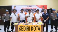 Operasi Tumpas Narkoba 2023, Polres Kediri Kota Ungkap 6 Kasus Narkoba dan Amankan 8 Tersangka Operasi Tumpas Narkoba 2023, Polres Kediri Kota Ungkap 6 Kasus Narkoba dan Amankan 8 Tersangka