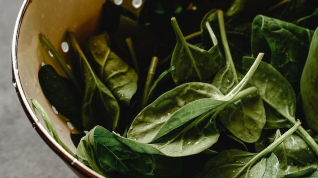 Mengatasi Anemia, Berikut Peran Penting Sayur sebagai Sumber Zat Besi, Lengkap dengan Resep Sehatnya!