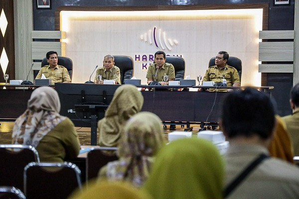 Serius Tuntaskan Permasalahan Sampah Plastik Sekali Pakai, Pemkot Kediri Sosialisasikan Perwali