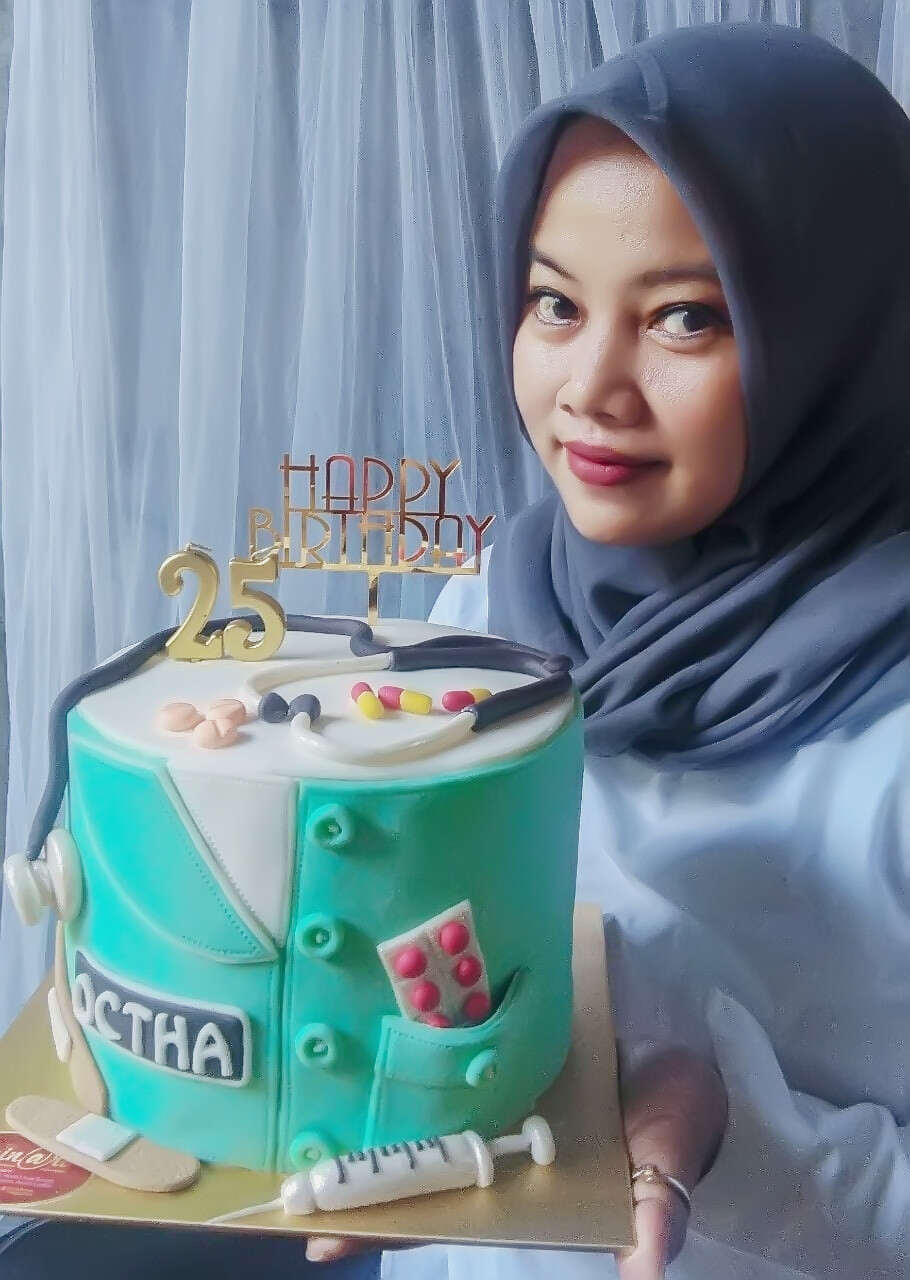 Berwirausaha Tak Kenal Usia, Pengusaha Kue Ulang Tahun Sukses Usai Banting Setir