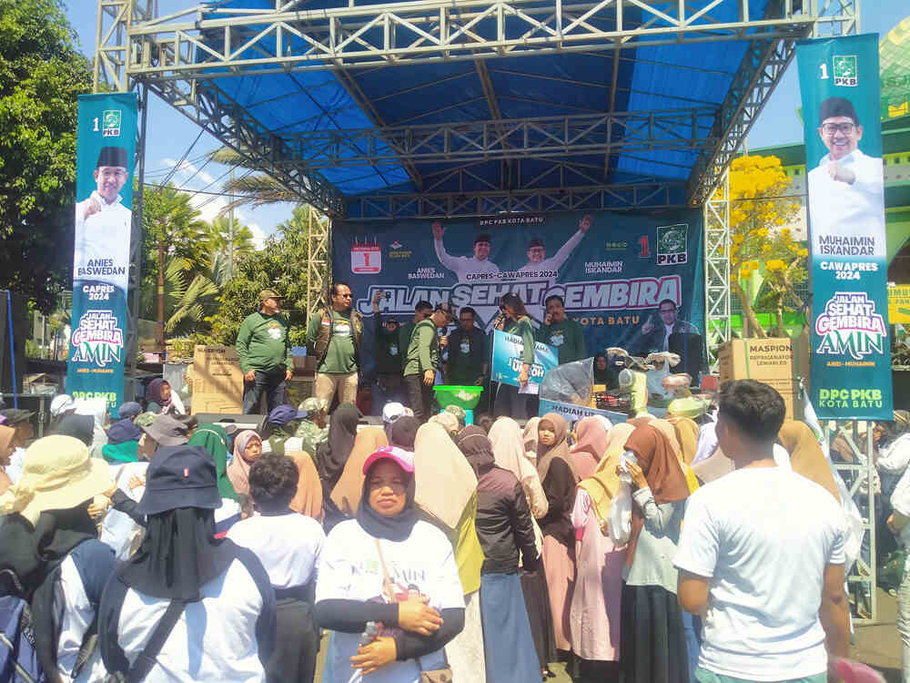 Kenalkan Amin, PKB Kota Batu Gelar Jalan Sehat