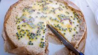 Manfaatkan Roti Sisa, Begini Resep Puding Roti yang Lezat dan Menggugah Selera