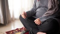 1696309292-Panduan dan Tata Cara Lengkap Shalat Tasbih, Keutamaannya Luar Biasa Banget Lho!-shalat-tasbih Panduan dan Tata Cara Lengkap Shalat Tasbih, Keutamaannya Luar Biasa Banget Lho!