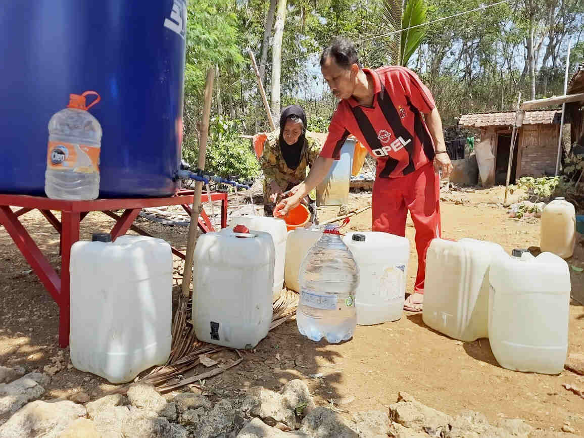 Potret Warga Terdampak Kekeringan, Mencari Air Bersih di Trenggalek Sulitnya Bak Berebut Emas