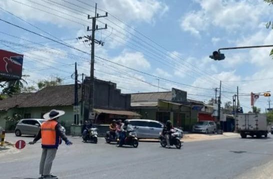 Pemkot Blitar Membongkar Tugu Batas Jalan Perbatasan, Ini Penyebabnya