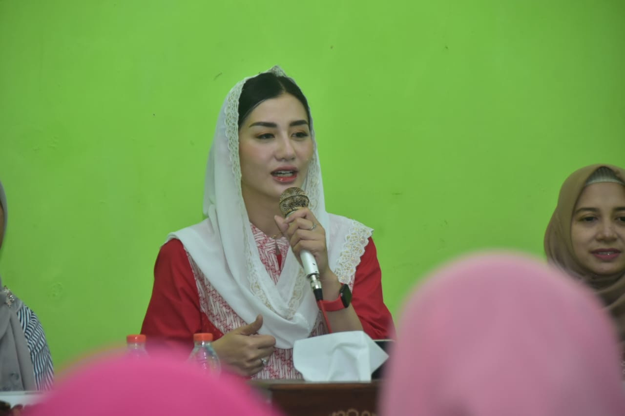 Tingkatkan Literasi, Bunda Paud Trenggalek Novita Hardini Cita-citakan Pojok Baca di Setiap Desa
