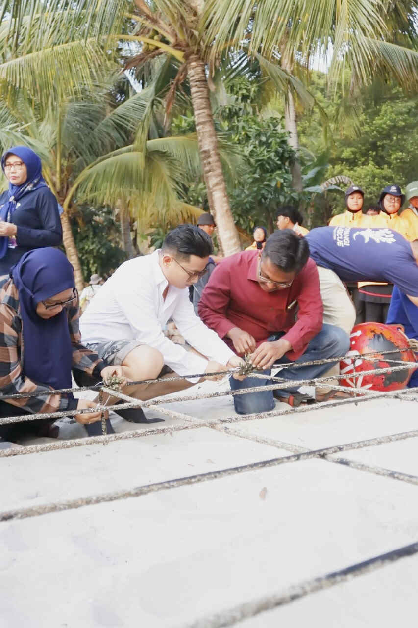 Pantai Mutiara II Trenggalek Jadi Laboratorium Lapangan Pengelolaan Sumberdaya Pesisir