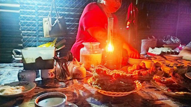 Berdiri Sejak Tahun 1950, Warung Kopi Legendaris Mbah Tekluk Ponorogo Tempat Singgah Tukang Becak Hingga Menteri