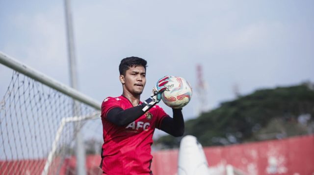 Perkuat Lini Pertahanan, Persik Kediri Datangkan Miswar Saputra Penjaga Gawang Eks Madura United