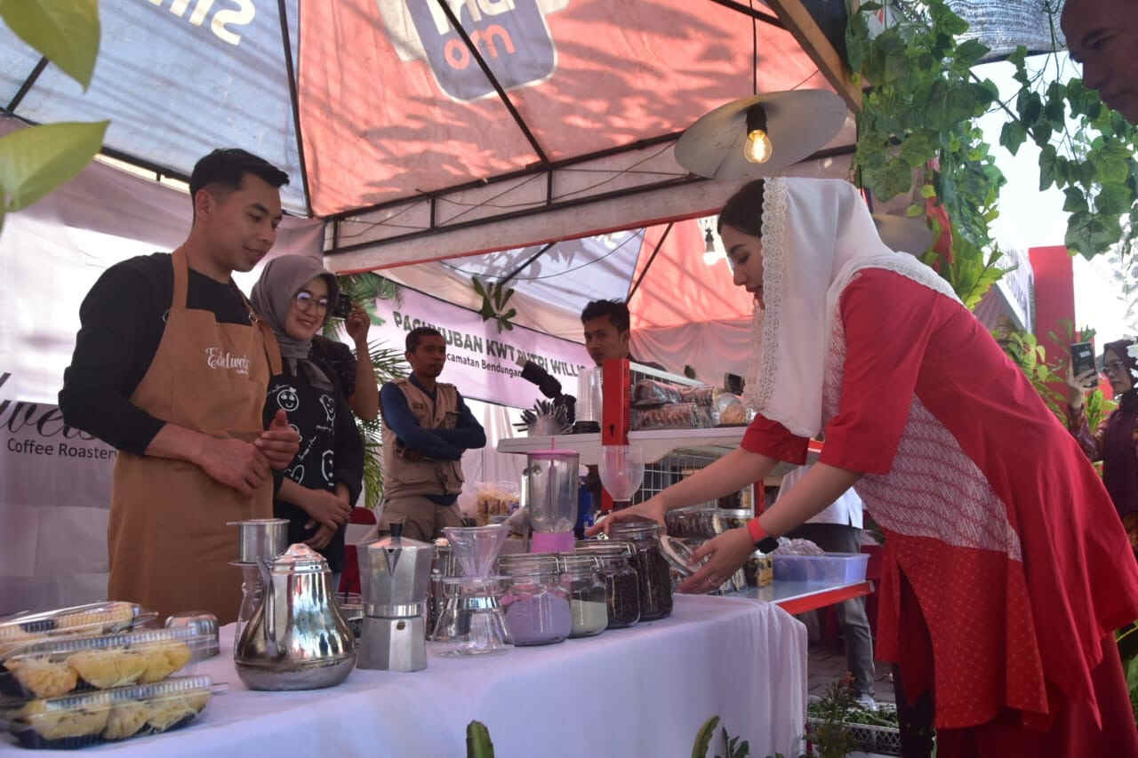 Menumbuhkan Perekonomian Trenggalek Lewat Komoditas Kopi, Novita: Branding Semenarik Mungkin